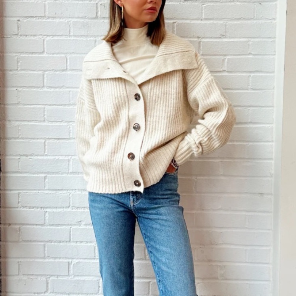 ✨Varley Sweater✨